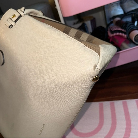 Burberry Beige Leather bag - Picture 2 of 16
